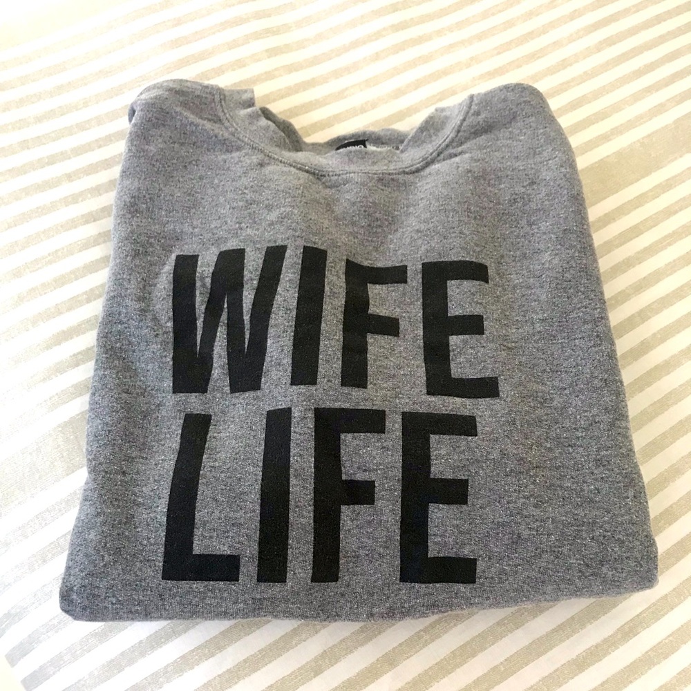 Sweatshirt - Picture 2 of 3